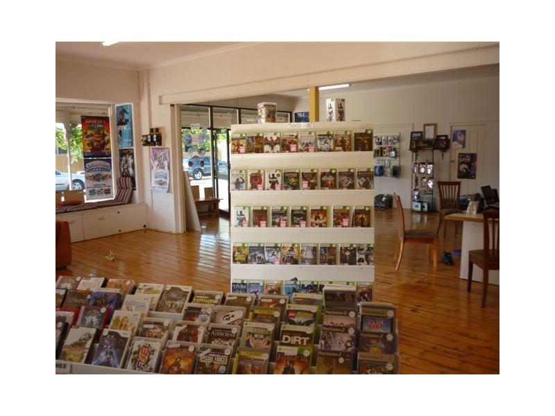 5 McCulloch Street, Donald VIC 3480