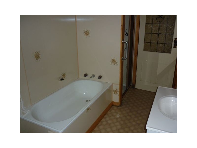 10 Franklin Street, Warracknabeal VIC 3393