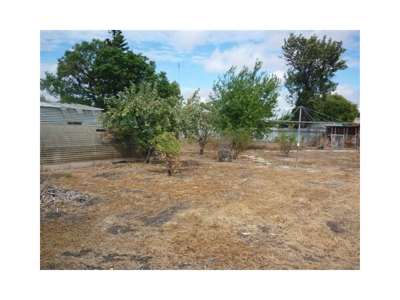 10 Franklin Street, Warracknabeal VIC 3393