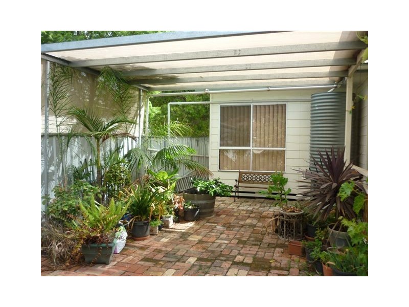 8 Alamein Ave, Warracknabeal VIC 3393