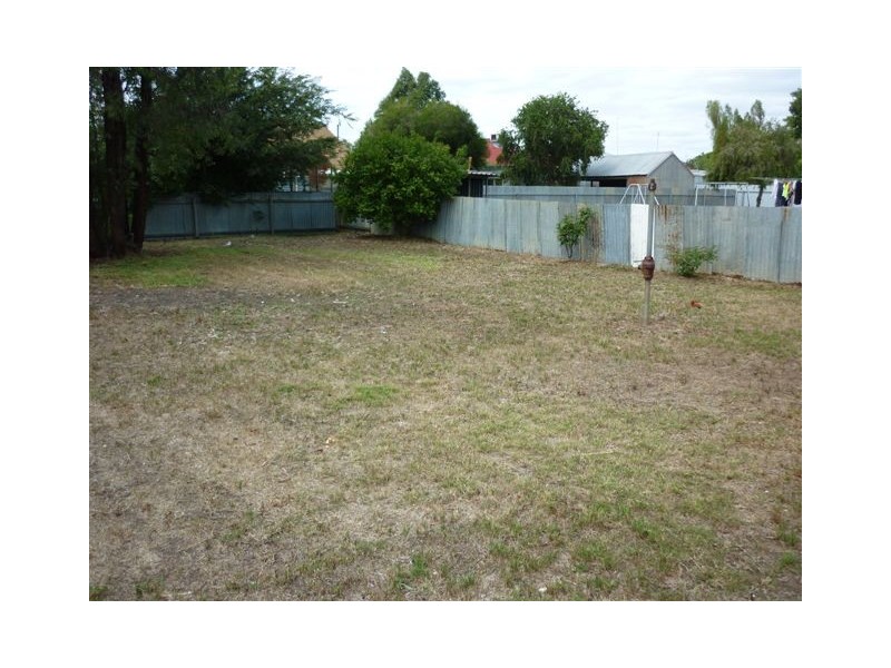 111 Anderson Street, Warracknabeal VIC 3393