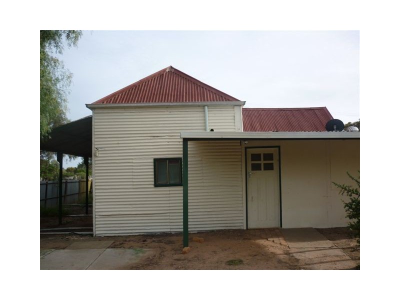 38 Bell Street, Beulah VIC 3395
