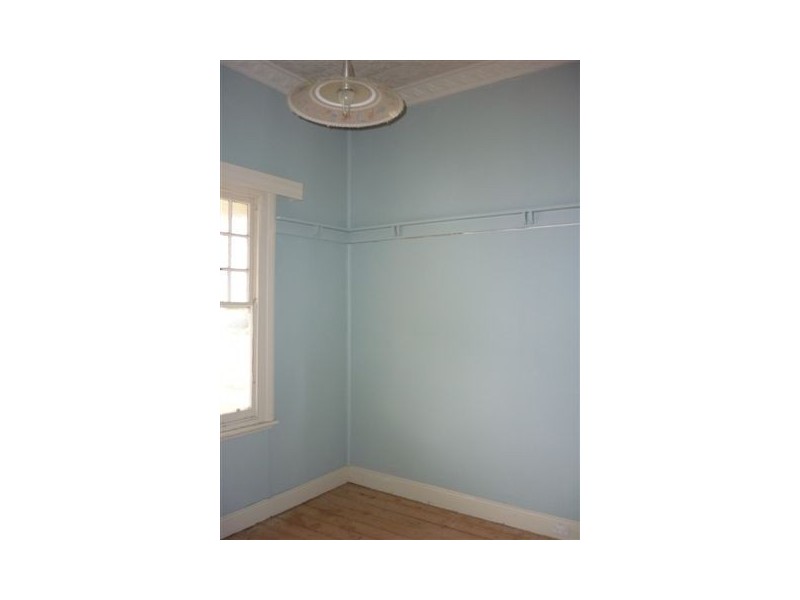 64 Jamouneau Street, Warracknabeal VIC 3393