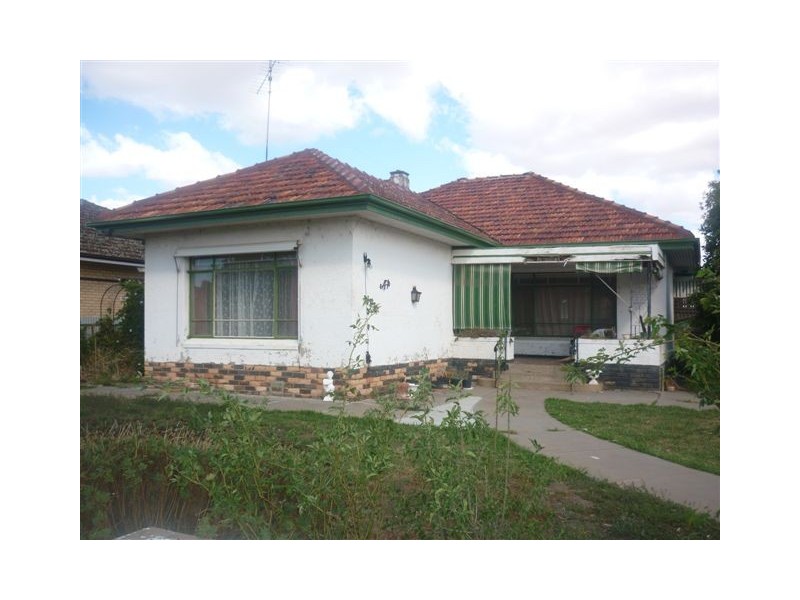 47 Woolcock Street, Warracknabeal VIC 3393