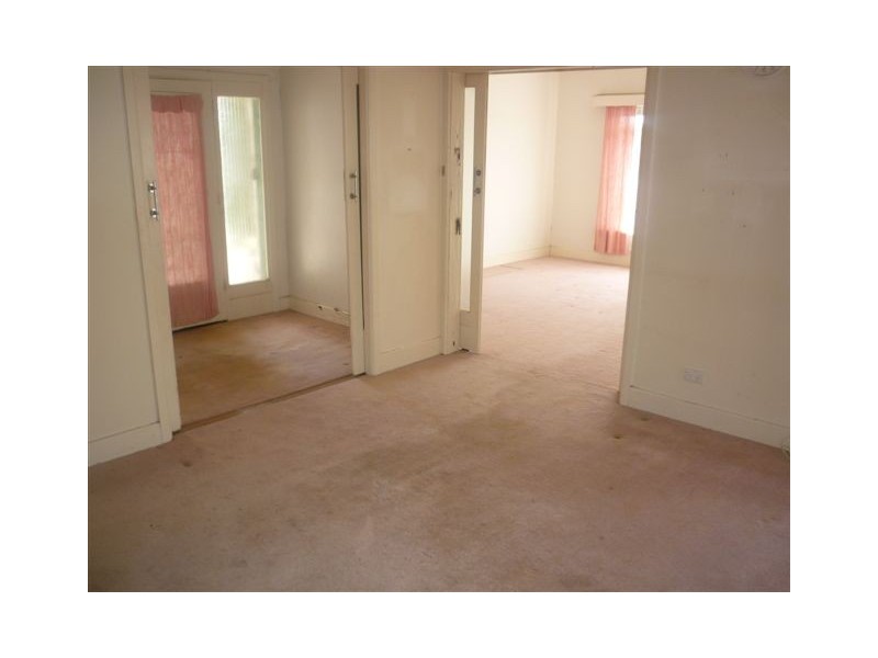 47 Woolcock Street, Warracknabeal VIC 3393