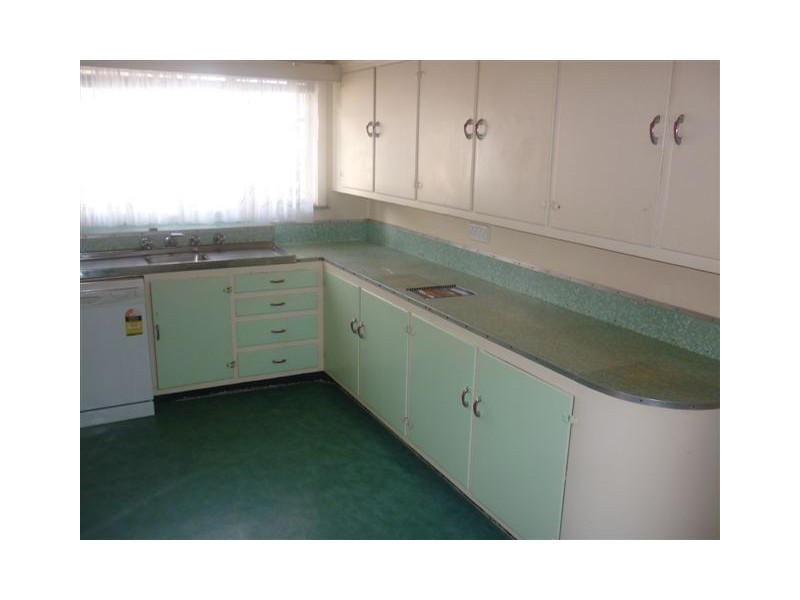 47 Woolcock Street, Warracknabeal VIC 3393