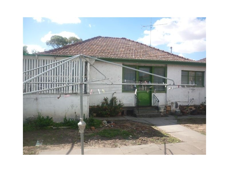 47 Woolcock Street, Warracknabeal VIC 3393