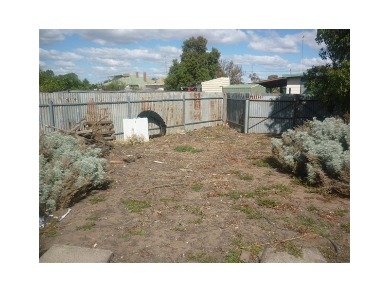 47 Woolcock Street, Warracknabeal VIC 3393