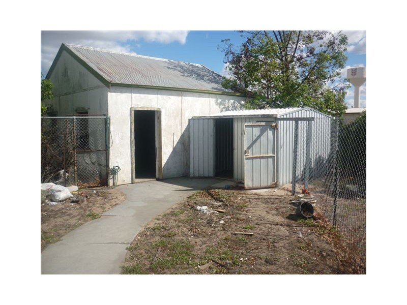 47 Woolcock Street, Warracknabeal VIC 3393