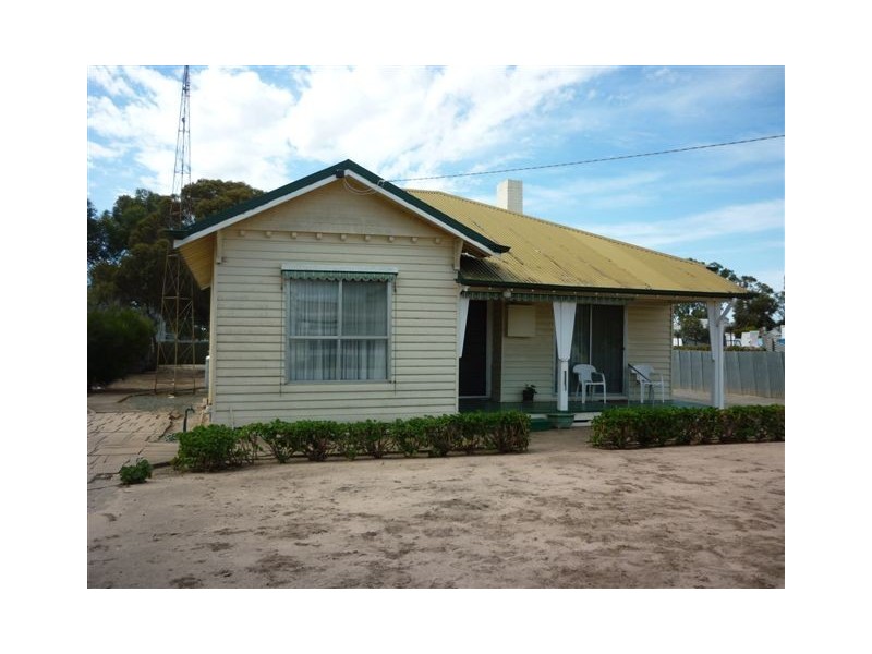 55 Charles Street, Jeparit VIC 3423