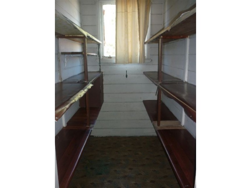 42 Molyneaux Street, Warracknabeal VIC 3393