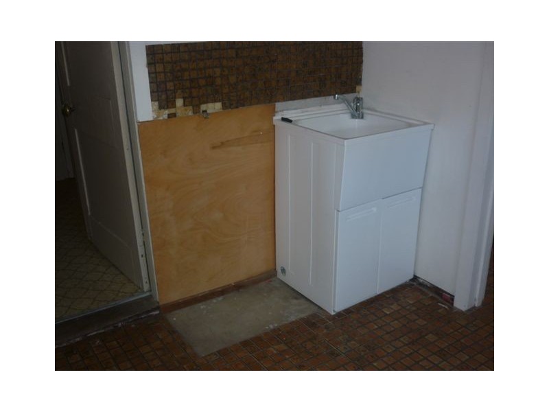 42 Molyneaux Street, Warracknabeal VIC 3393