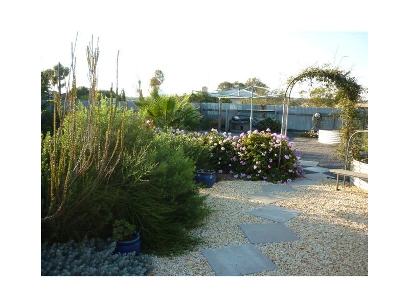 5-7 Druminure St, Jeparit VIC 3423