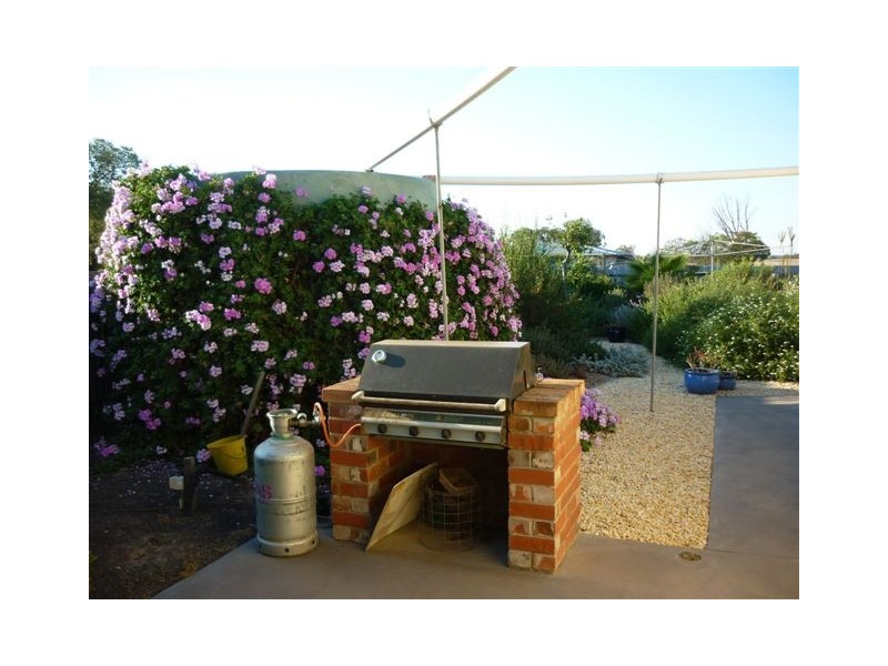 5-7 Druminure St, Jeparit VIC 3423