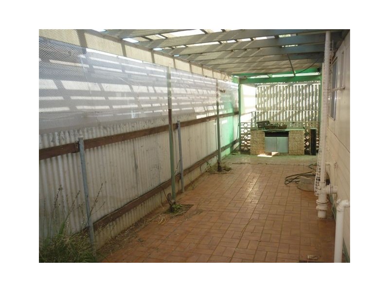 184 Woods Street, Donald VIC 3480