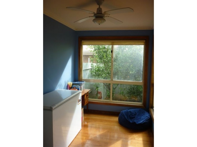 33 Meyer Street, Donald VIC 3480