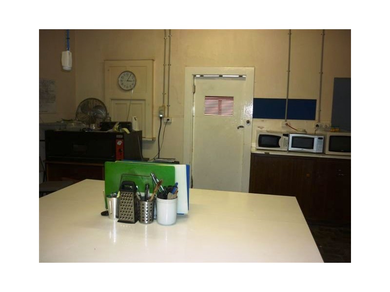 99 Scott St, Warracknabeal VIC 3393