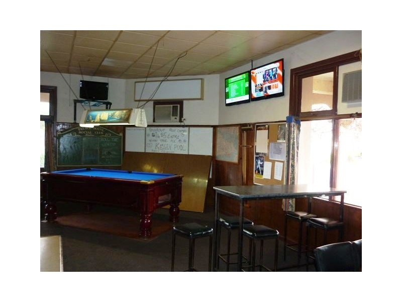 99 Scott St, Warracknabeal VIC 3393