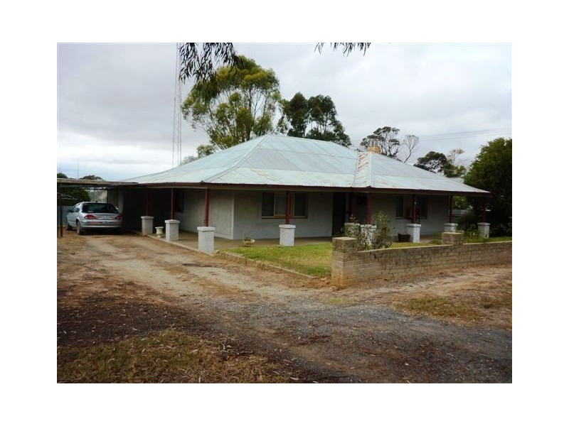 42 King St, Rainbow VIC 3424