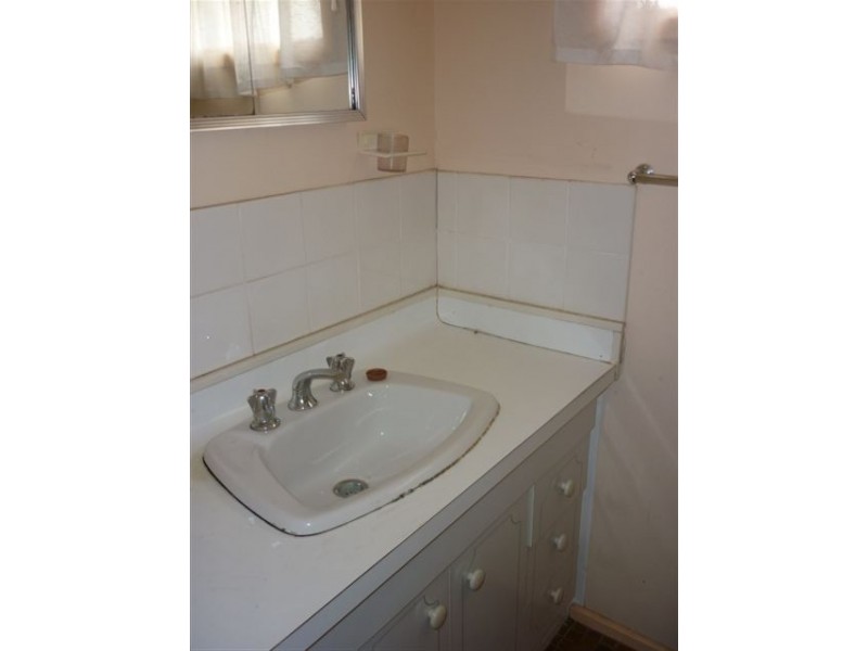 42 King St, Rainbow VIC 3424