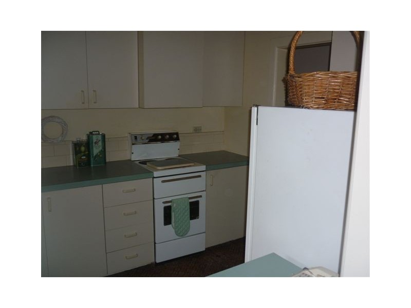 16 Dodgshun Street, Hopetoun VIC 3396