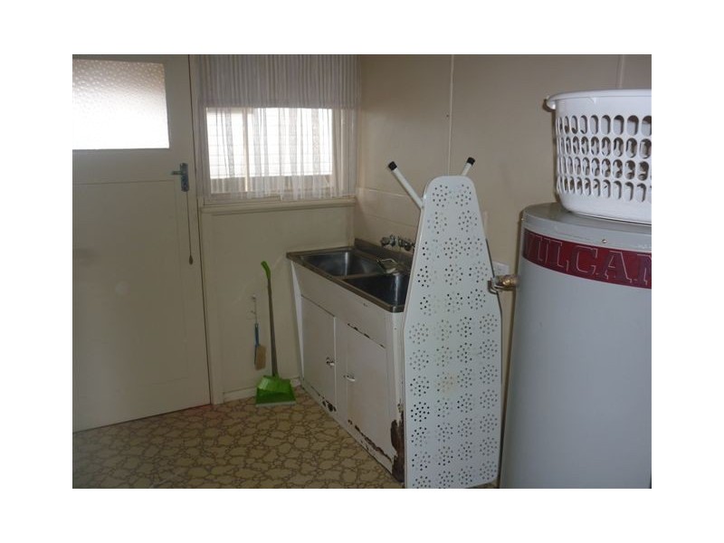 16 Dodgshun Street, Hopetoun VIC 3396