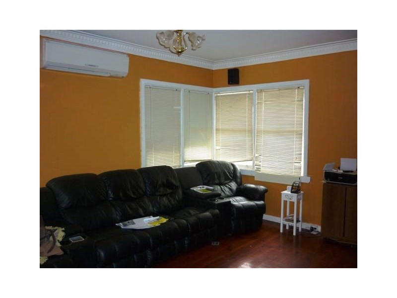 11 Camp St, Donald VIC 3480