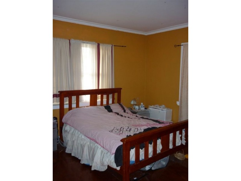 11 Camp St, Donald VIC 3480