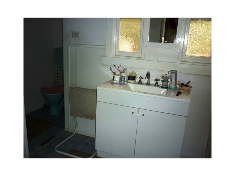 11 Camp St, Donald VIC 3480