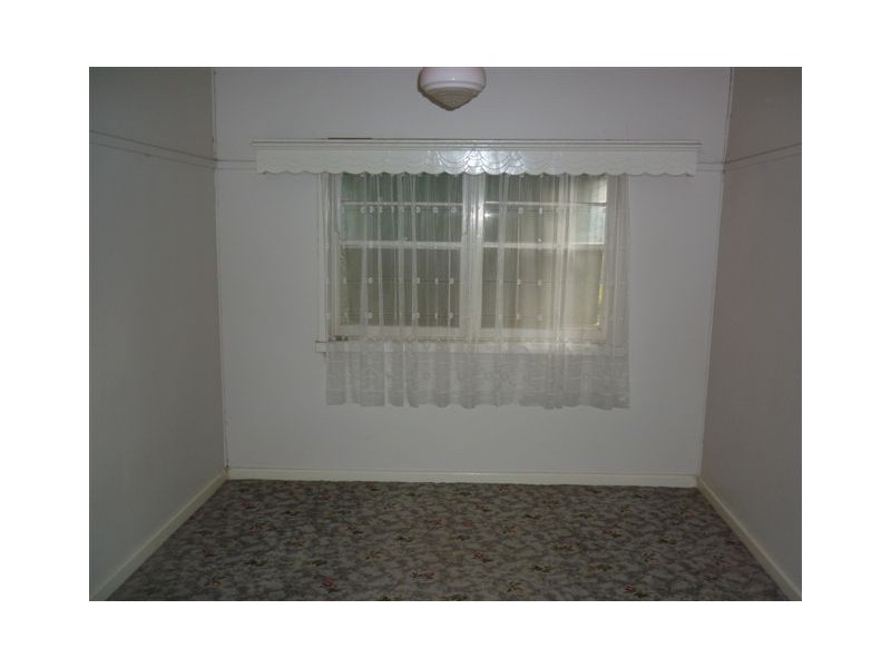 51 Woolcock Street, Warracknabeal VIC 3393