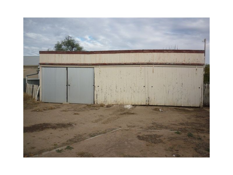 51 Woolcock Street, Warracknabeal VIC 3393