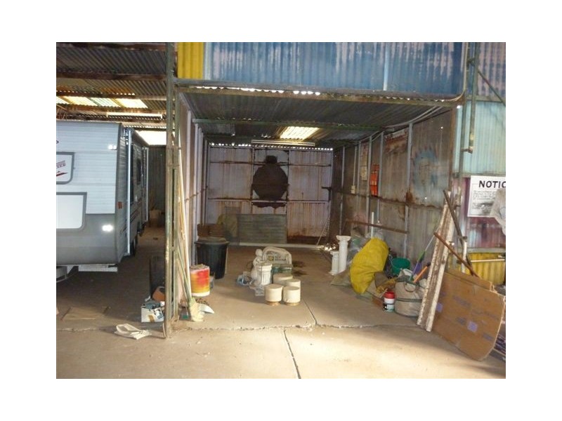 8 Charles St, Jeparit VIC 3423