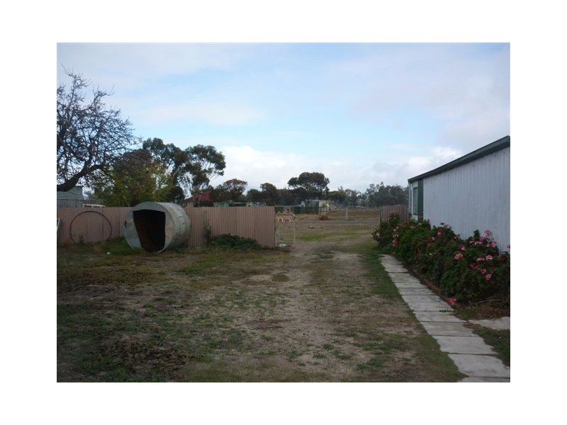 56 Charles Street, Jeparit VIC 3423