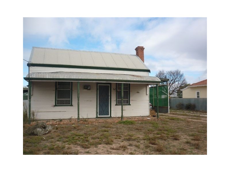 56 Charles Street, Jeparit VIC 3423