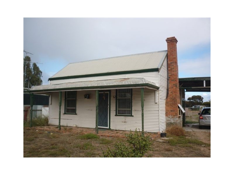 56 Charles Street, Jeparit VIC 3423