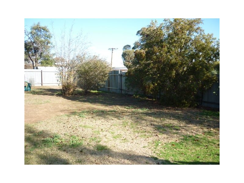 5 Bell St, Beulah VIC 3395