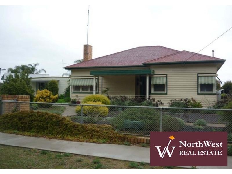 24A Craig Avenue, Warracknabeal VIC 3393