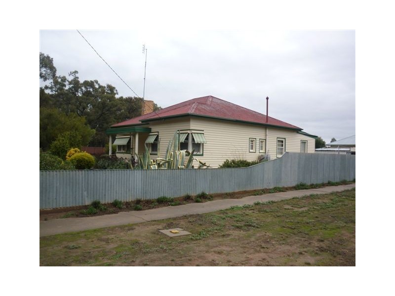 24A Craig Avenue, Warracknabeal VIC 3393