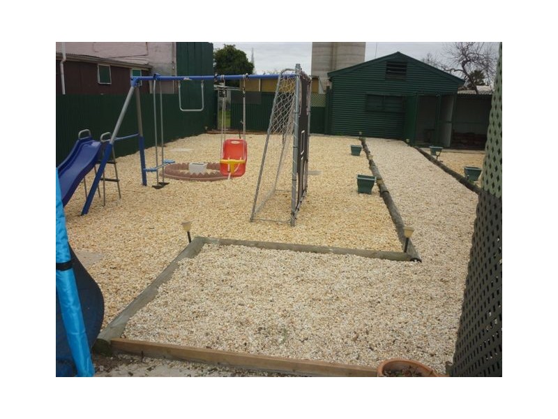 57 Broadway, Jeparit VIC 3423