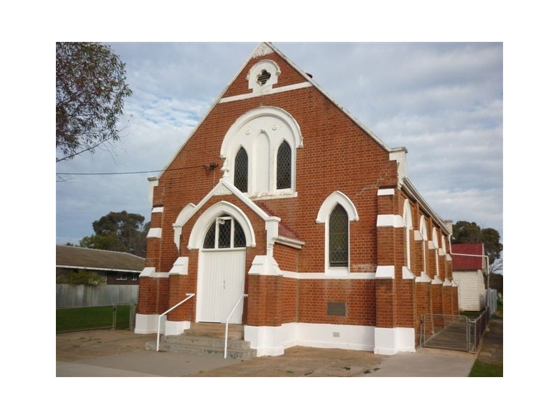 15 Woolcock St, Warracknabeal VIC 3393