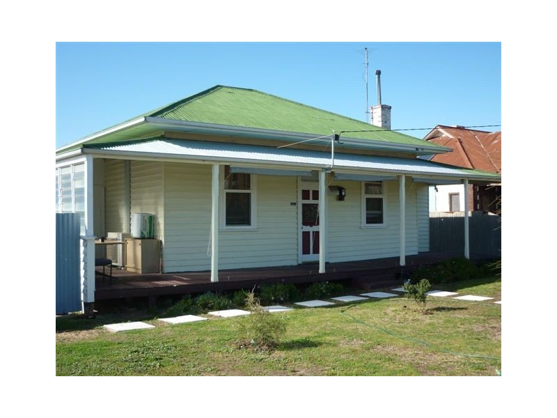 111A Jamouneau St, Warracknabeal VIC 3393