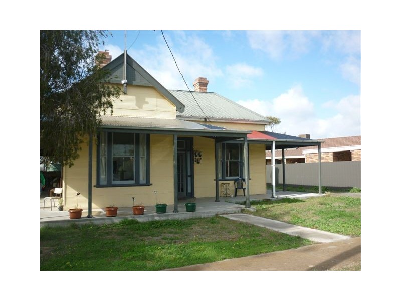 4 John Street, Jeparit VIC 3423