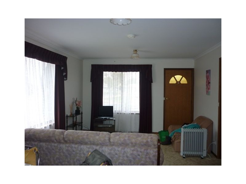 23 -23A Charles, Jeparit VIC 3423