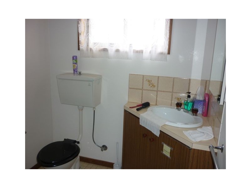 23 -23A Charles, Jeparit VIC 3423