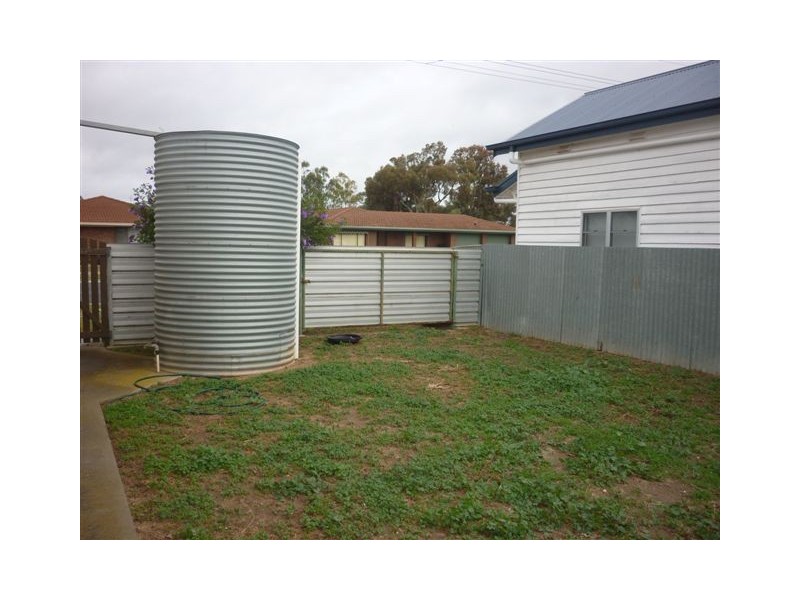 23 -23A Charles, Jeparit VIC 3423