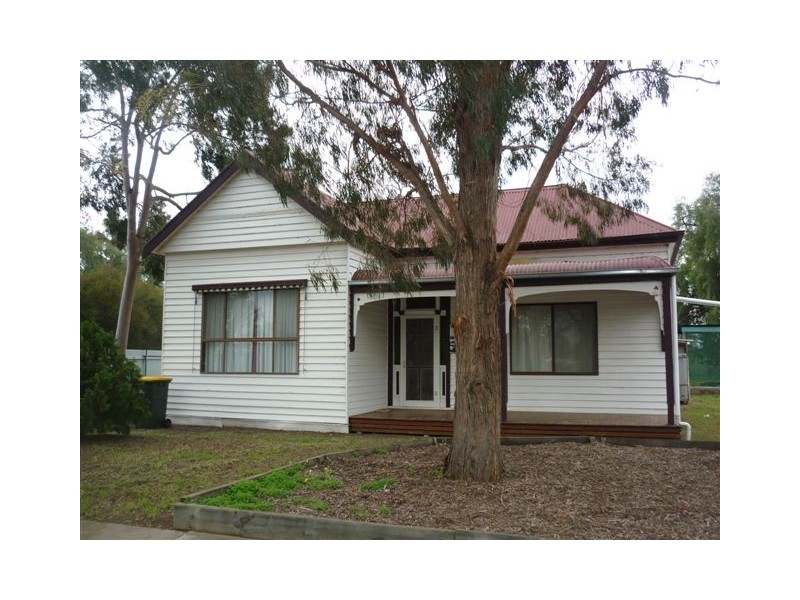 1 Meyer Street, Donald VIC 3480