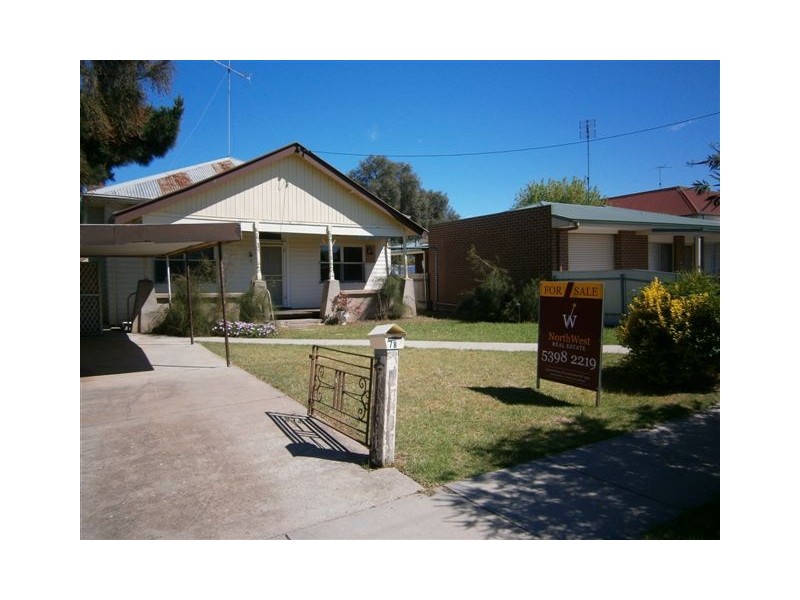 78 Anderson Street, Warracknabeal VIC 3393