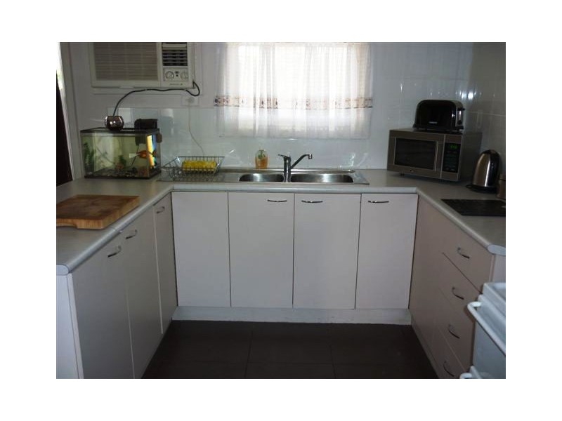 2 Burma Avenue, Warracknabeal VIC 3393