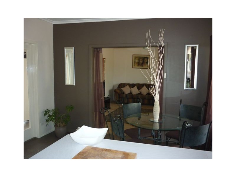 2 Burma Avenue, Warracknabeal VIC 3393