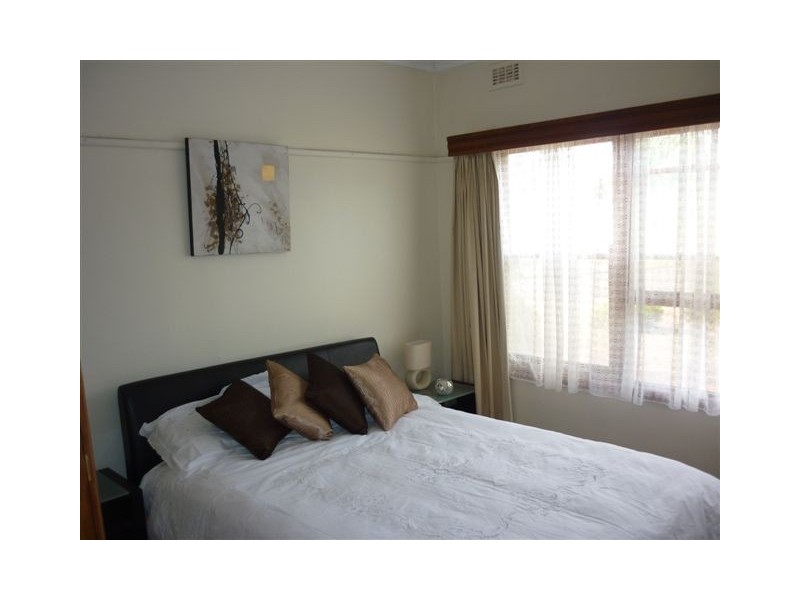 2 Burma Avenue, Warracknabeal VIC 3393